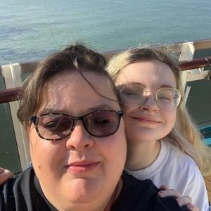 Meet your Posher, Shelly